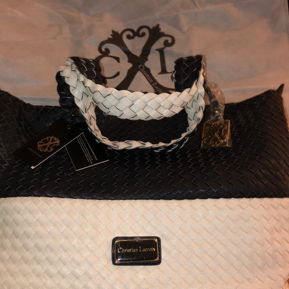 Handbag - Picture 8 of 8